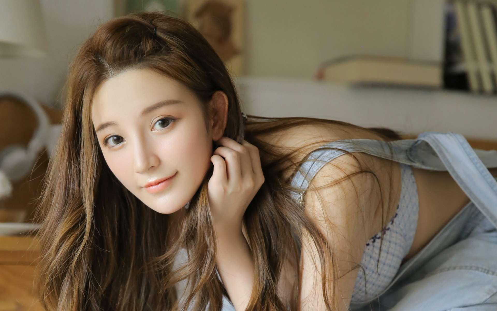 《美丽邻居》电视剧