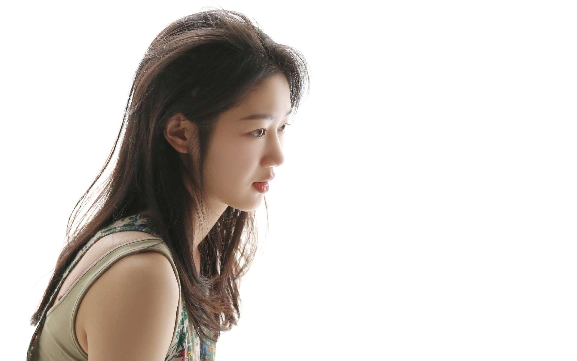 丰满白嫩尤物啪啪嗯啊女女软件