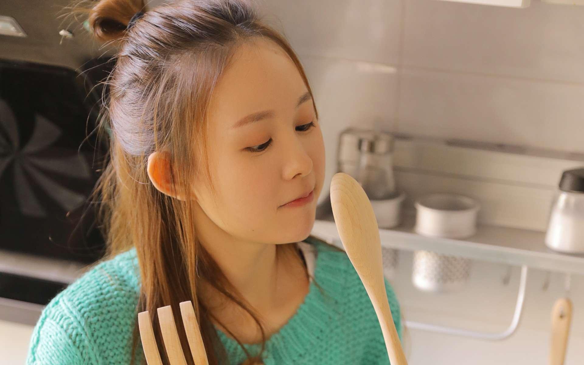 不滿(mǎn)不悅