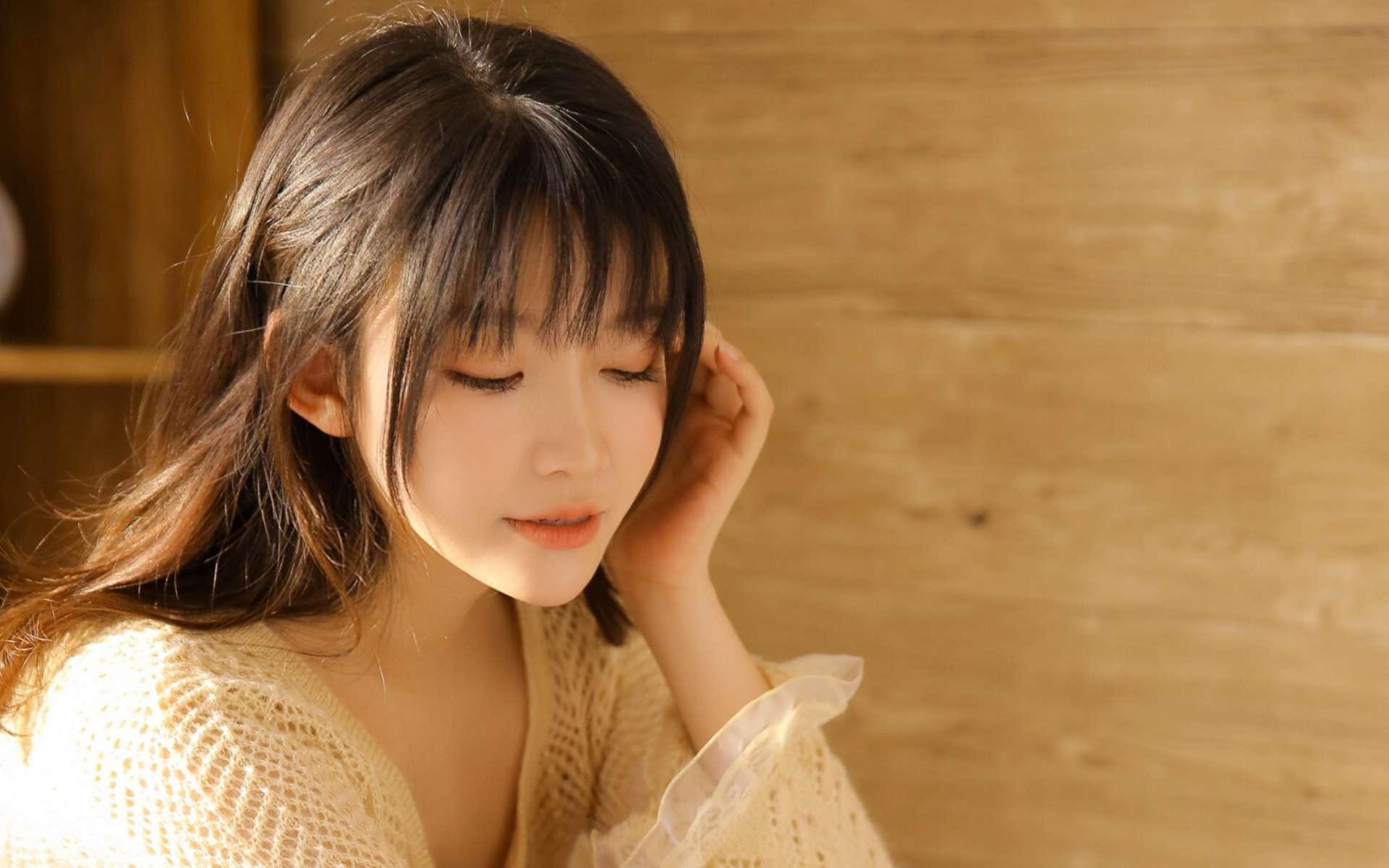 她掉下去了