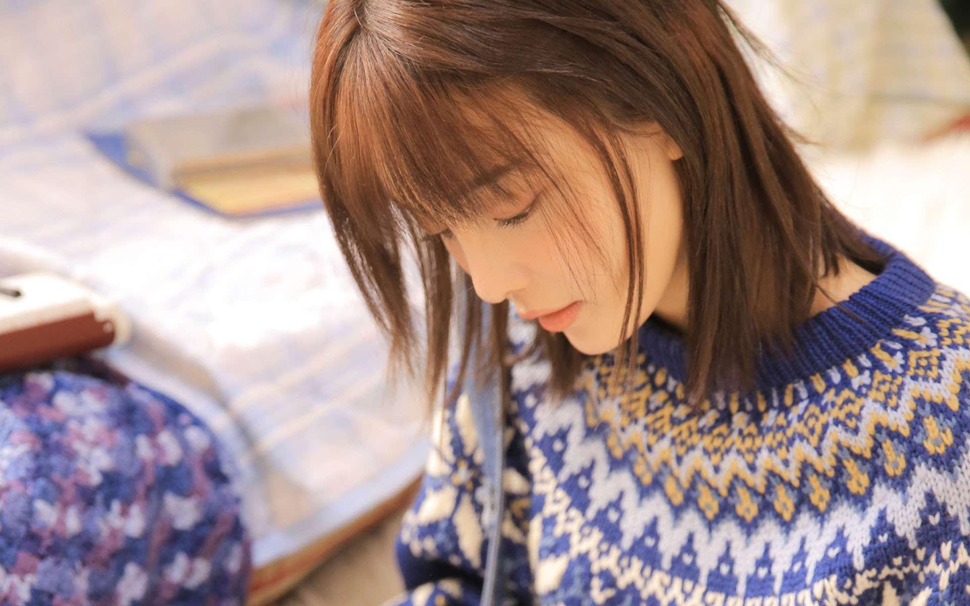 她是姒聿塵的妻子，云緋月