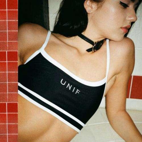 动漫女生的逼