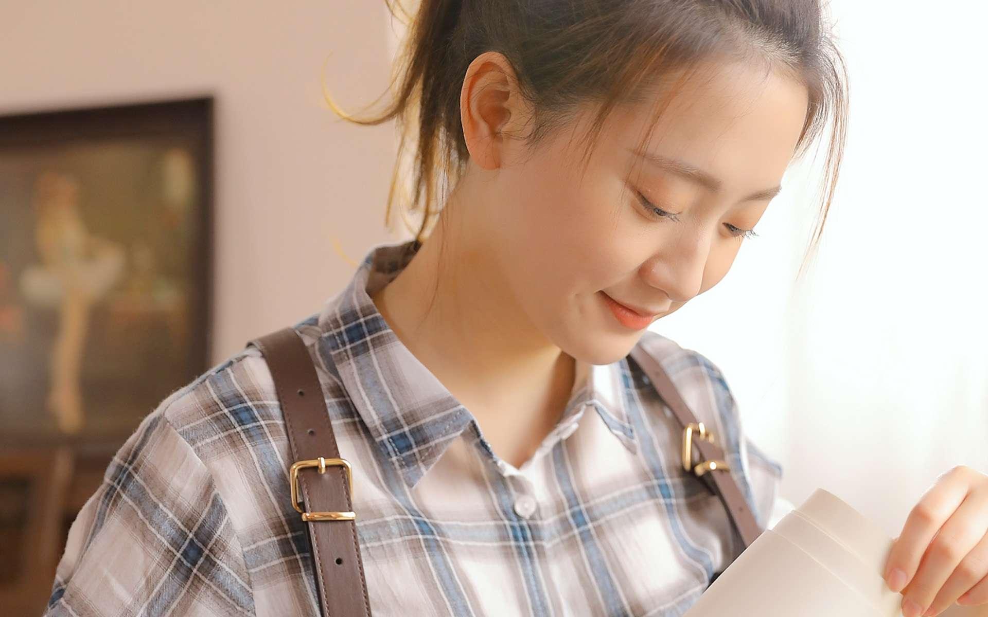 尋游重權不遇