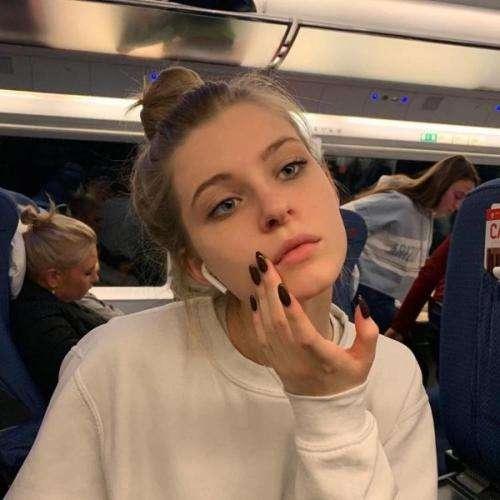 不是神女