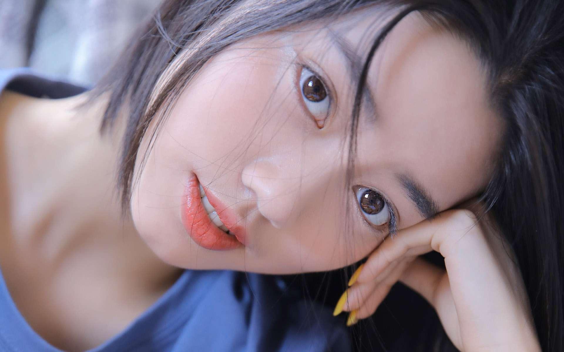 和讨厌的上司一起出差