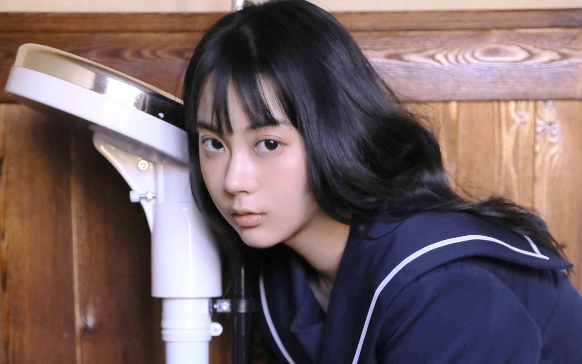 夫妻深夜观看高清完整免费