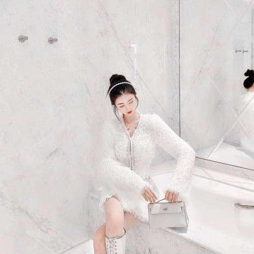 年轻女的老师2韩国在线