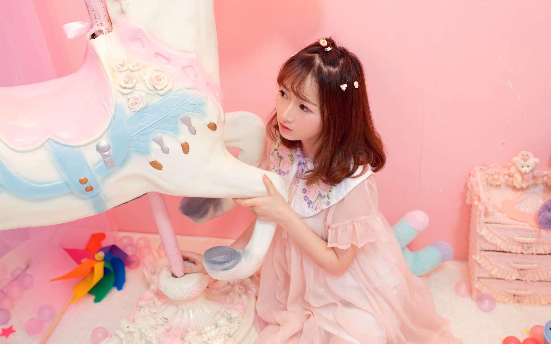 年轻的女教师2在线观看