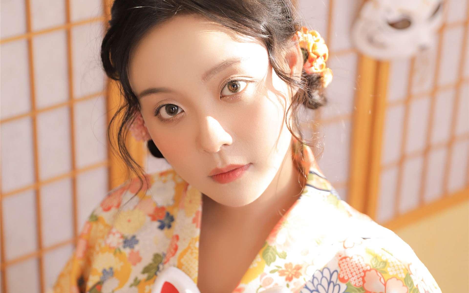 引诱亲女乱亲合集在线视频