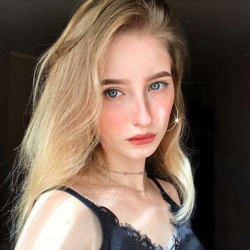 矚目