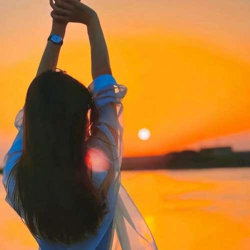 像親閨女一樣