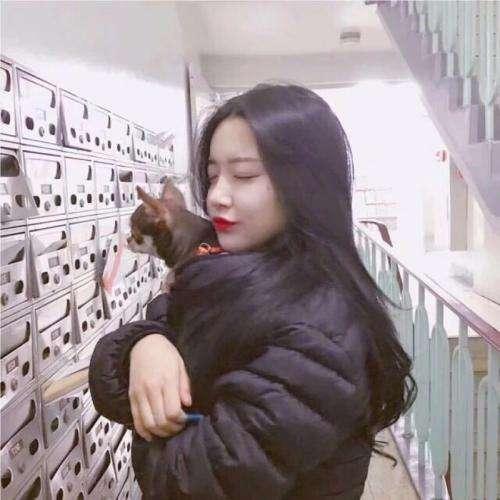 她食素的
