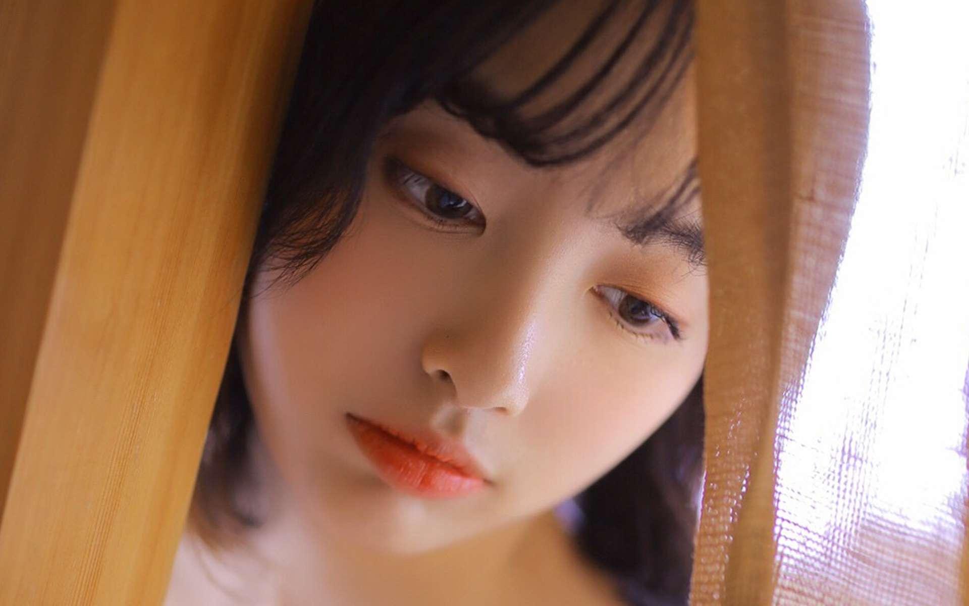 龍門(mén)出，眾生現(xiàn)