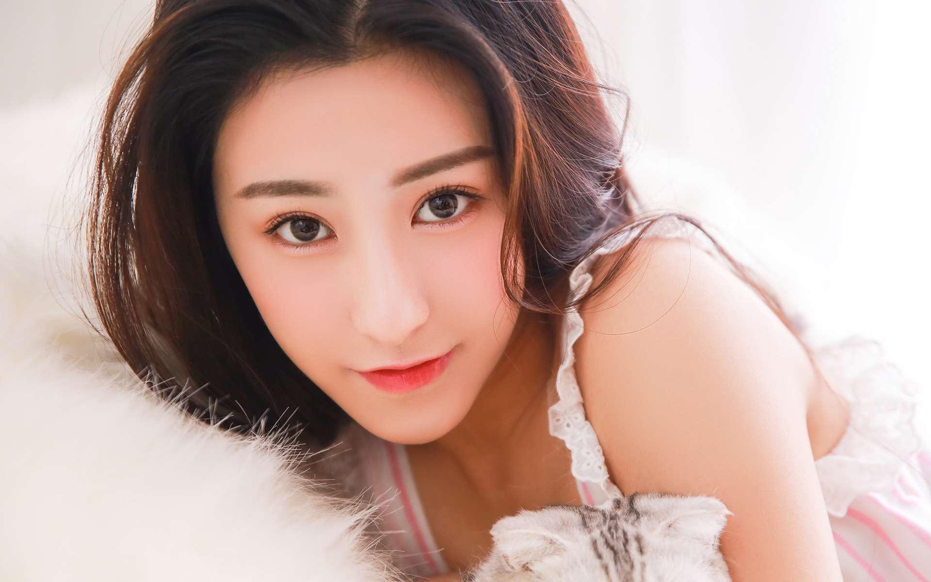 秘洞探險