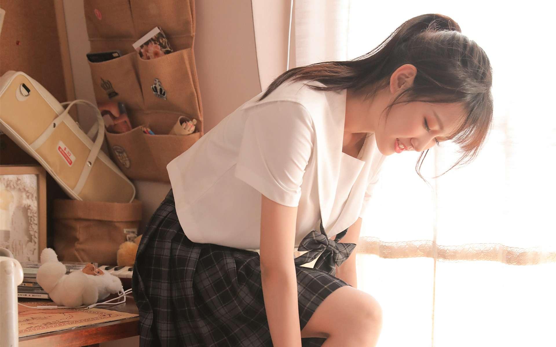 男生操女生的逼视频