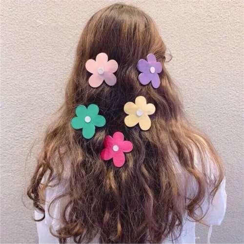 月下打瀑，一掛彩虹