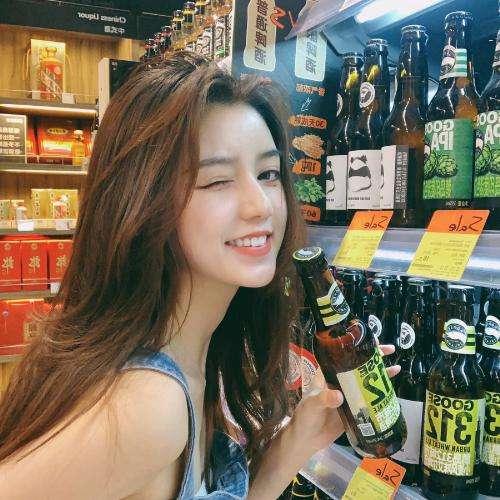 娶了個(gè)自戀的老婆