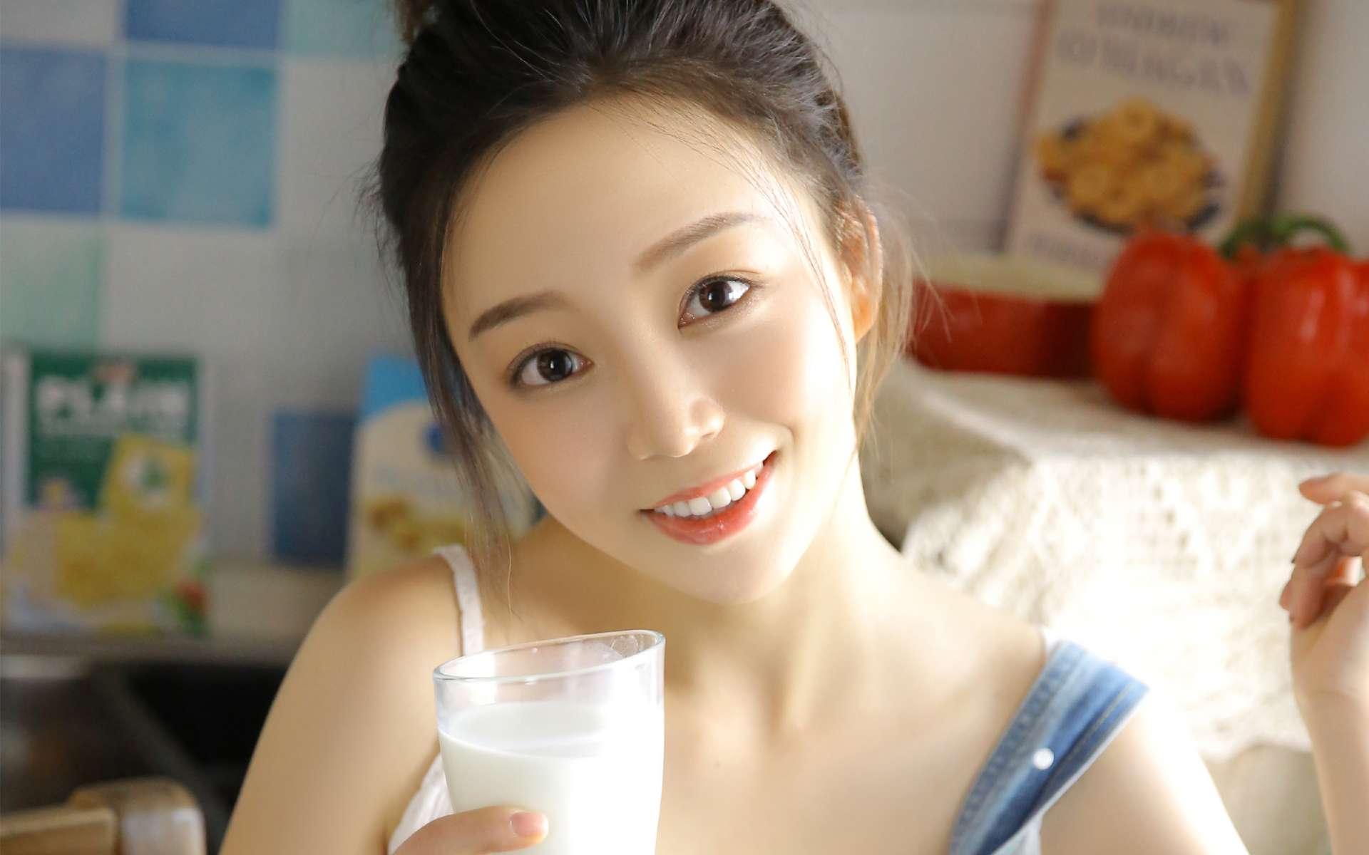 白襯衫