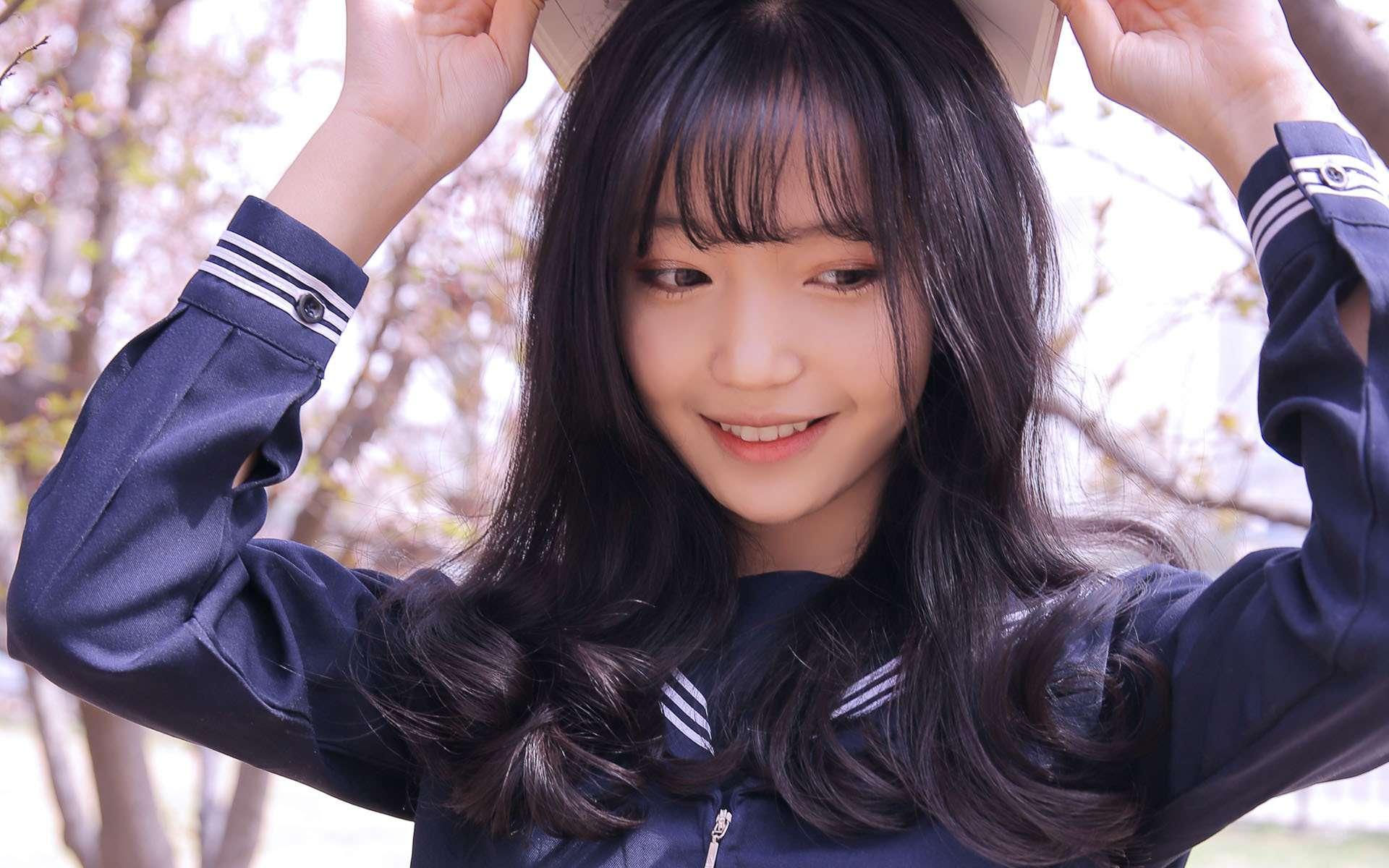 懇求