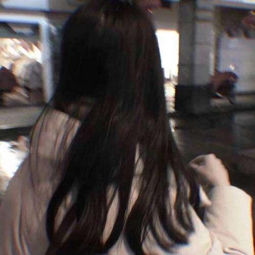 意味深長的眼神
