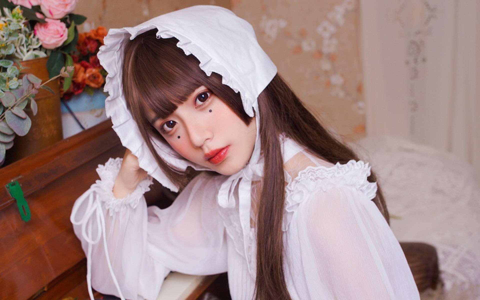 雙拳力壓四掌