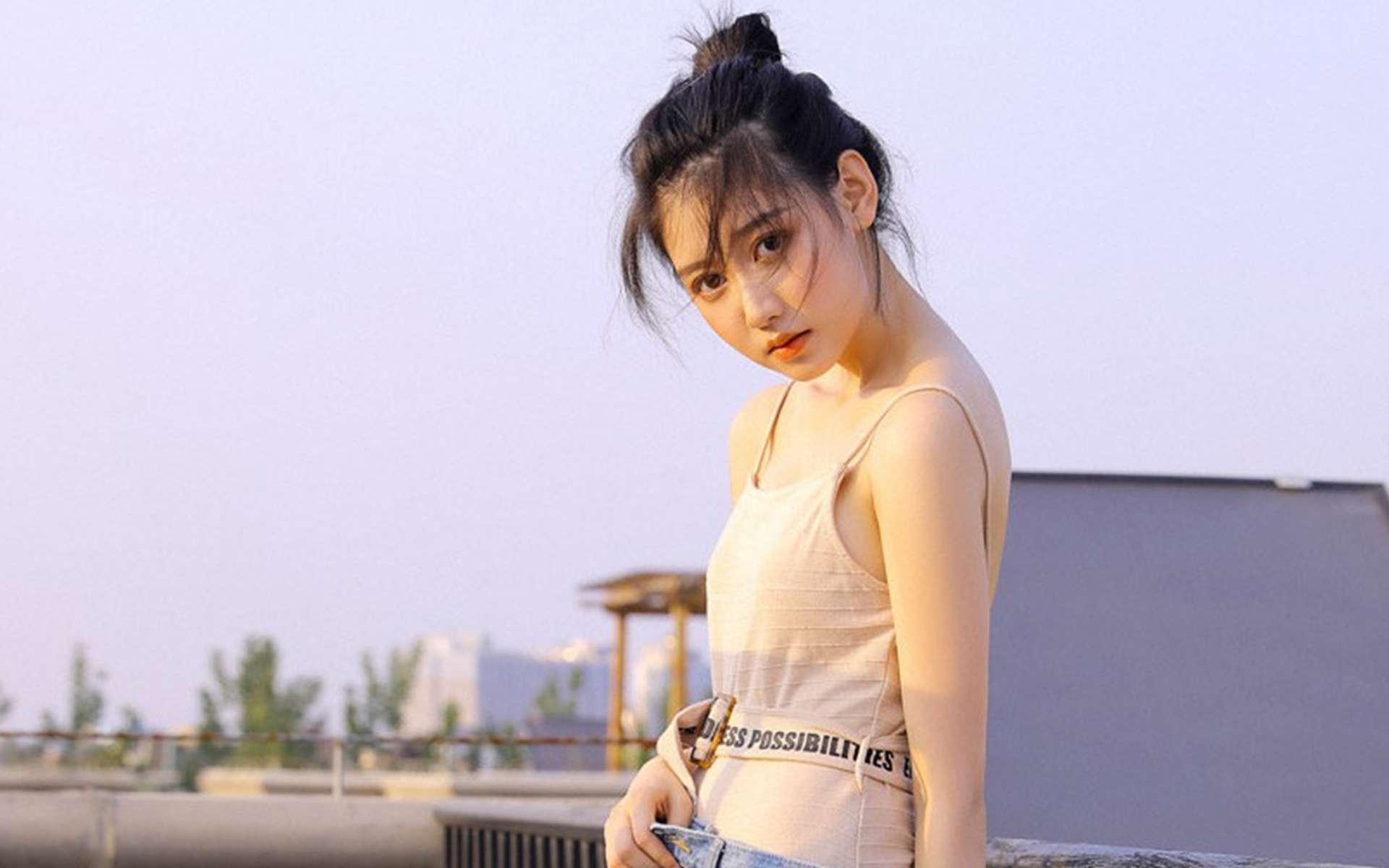 、我不會彈鋼琴，但我會彈古箏