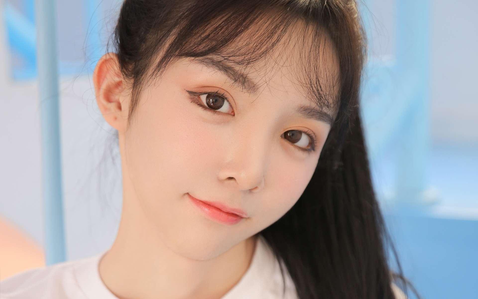 黑人巨茎大战金发尤物美女