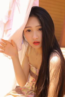 《登岳陽樓》
