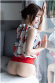 跟白洛吃飯