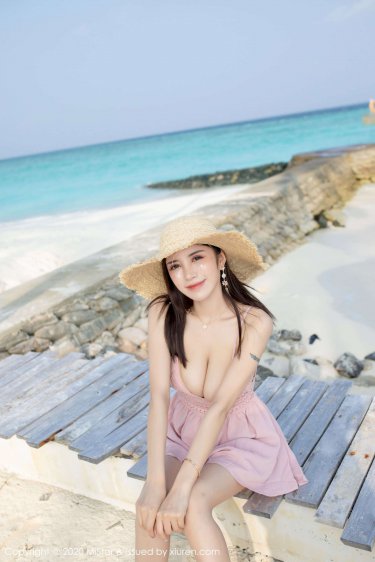 小企鵝被狼盯上