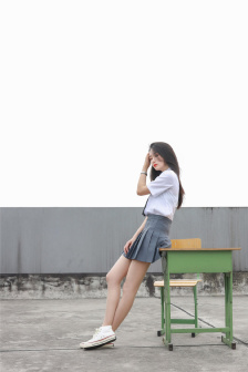 她就是那只老鼠