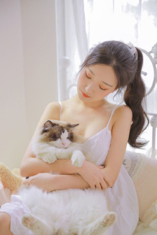 她自有算計
