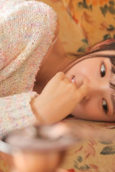 誰比誰更有資格？