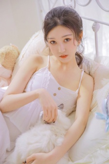 她剛剛洗完澡