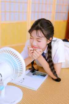聞余大言皆冷笑——李白（五）
