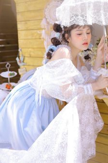 同門無(wú)情