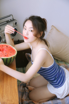多穿紫色