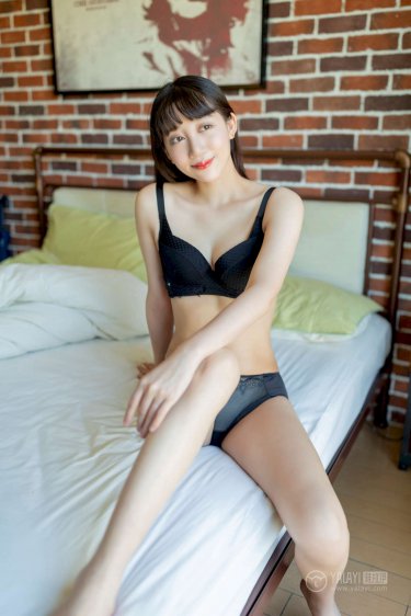 那個女人來了！