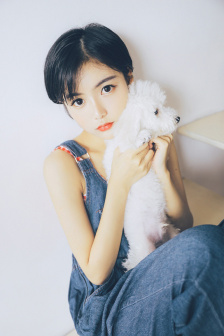 送她衣服